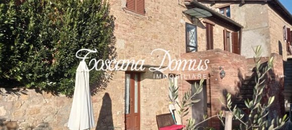 10 rooms House in Siena, Italy No. 28171 7