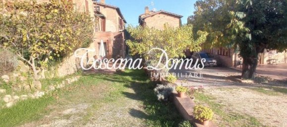 10 rooms House in Siena, Italy No. 28171 4
