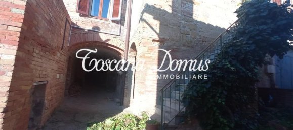 10 rooms House in Siena, Italy No. 28171 29