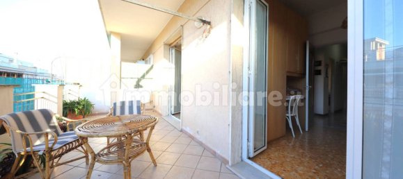 Пентхаус с 1 спальней в Лоано, Италия № 13524 3