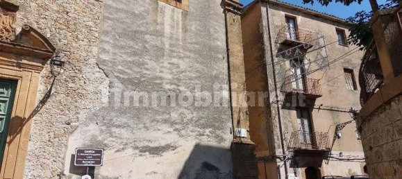 6 غرف نوم شقة في Piazza Armerina, Italy رقم 354781 7