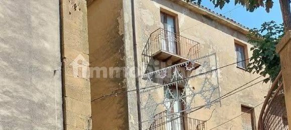 6 غرف نوم شقة في Piazza Armerina, Italy رقم 354781 18