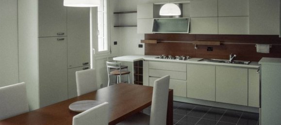 2 Schlafzimmer Wohnung in Bologna, Italy, Nr. 265544 4