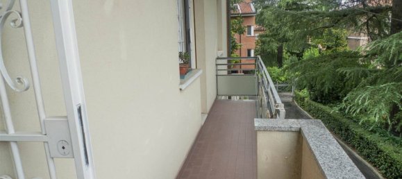 2 Schlafzimmer Wohnung in Bologna, Italy, Nr. 265544 11