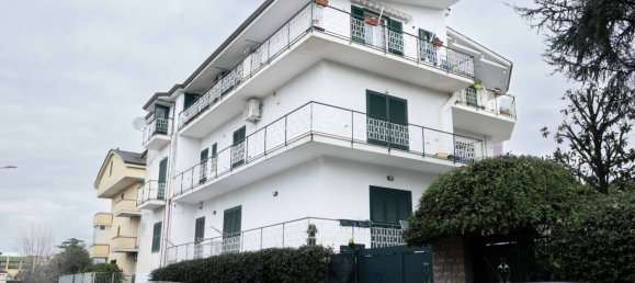 3 rooms Apartment in Acerra, Italy No. 96308 27