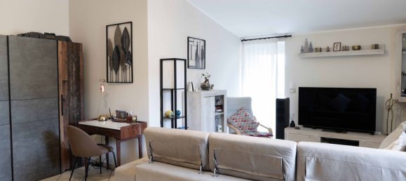 3 rooms Apartment in Acerra, Italy No. 96308 3