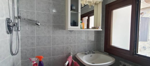 4 bedrooms House in Camugnano, Italy No. 303954 5