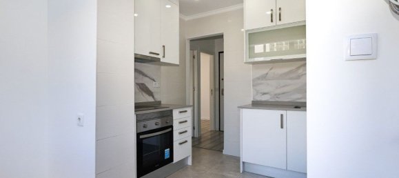 1 bedroom Apartment in Lisbon, Portugal No. 153993 8