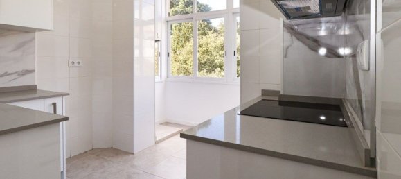 1 bedroom Apartment in Lisbon, Portugal No. 153993 2