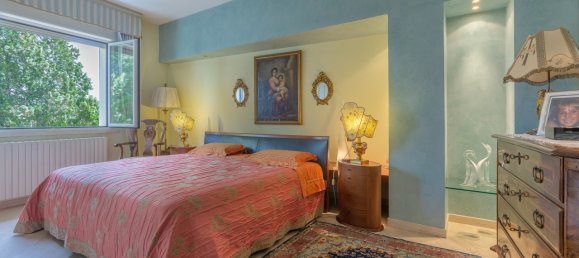 7 bedrooms Villa in Ferrara, Italy No. 33539 12