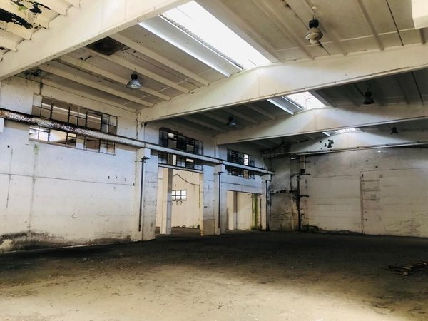 Lagerhaus in Casto, Italy 3860m², Nr. 86040