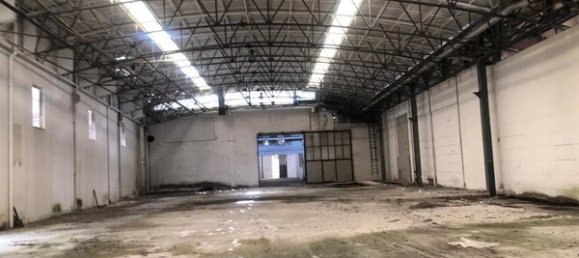 Lagerhaus in Casto, Italy 3860m², Nr. 86040 9