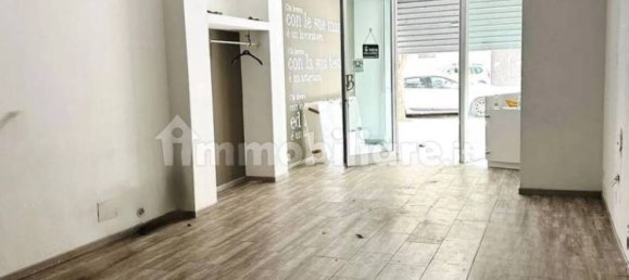 2-Zimmer Gewerbliche Immobilie in Bari, Italy, Nr. 353317 2