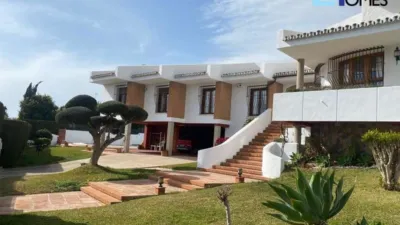 Casa de 4 dormitorios en Churriana, Spain No. 241673