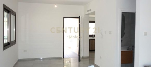 Вилла с 4 спальнями в Гермасойя, Кипр № 443 2