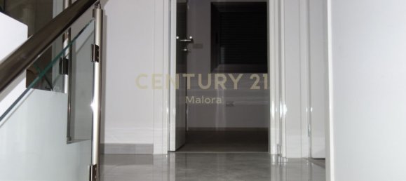 Вилла с 4 спальнями в Гермасойя, Кипр № 443 4