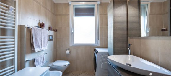 4 bedrooms House in Portomaggiore, Italy No. 343098 8