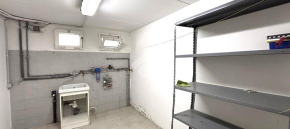 3 bedrooms House in Montemurlo, Italy No. 272075 11