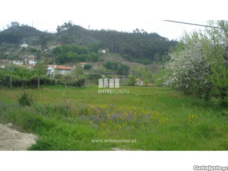 1000m² Land in Marco de Canaveses, Portugal No. 57754