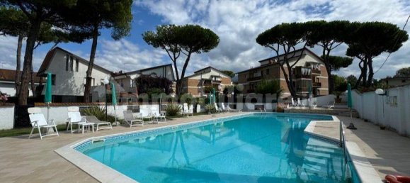 3 bedrooms House in Montignoso, Italy No. 216532 9