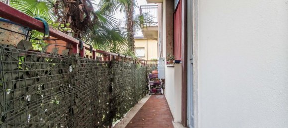 Квартира с 3 комнатами в Кузано Миланино, Италия № 65631 8