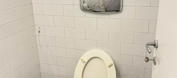 120m² Commercial property in Milan, Italy No. 261594 4