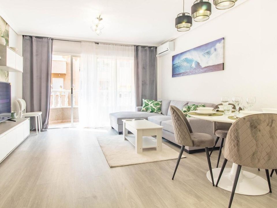 2 غرف نوم شقة في Torrevieja, Spain رقم 194900