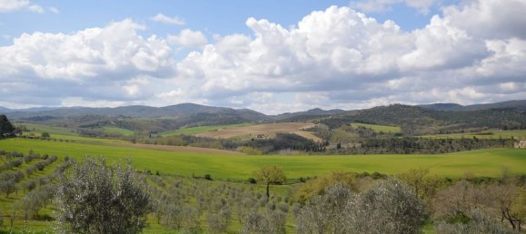 670m² Commercial property in Marsciano, Italy No. 315422 6