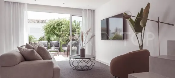 3 bedrooms Townhouse in Marbella, Spain No. 191469 2