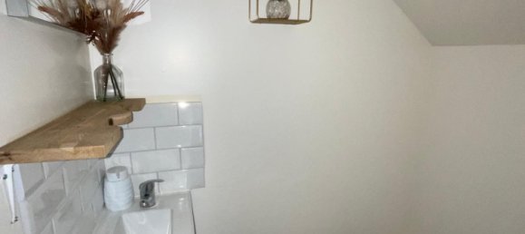 2 bedrooms House in Plou, France No. 210004 11