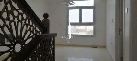 4 bedrooms Villa in Mohamed Bin Zayed City, UAE No. 35670 10