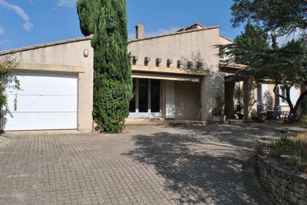 4 bedrooms House in Les Angles, France No. 29918