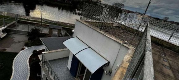 6 rooms Apartment in Giugliano in Campania, Italy No. 224687 4