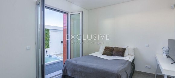 3 Schlafzimmer Villa in Loule, Portugal, Nr. 7624 7