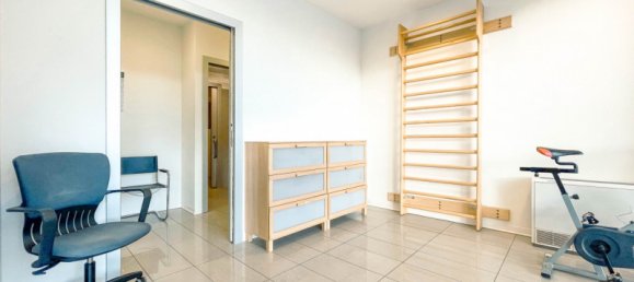 2-Zimmer Gewerbliche Immobilie in Varese, Italy, Nr. 211747 8