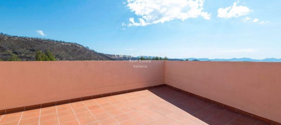 3 bedrooms Penthouse in Castellon, Spain No. 146766 2