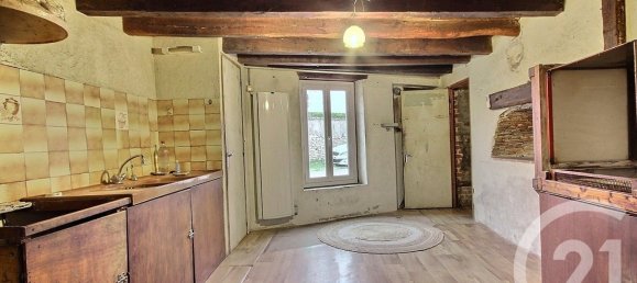 2 Schlafzimmer Stadthaus in La Chapelle-Saint-Martin-en-Plaine, France, Nr. 39204 4