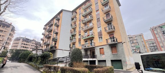 2 rooms Apartment in Milan, Italy No. 244325 26