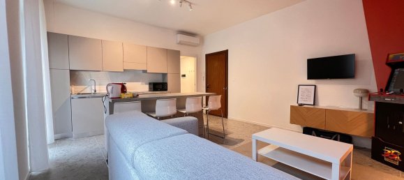2 rooms Apartment in Milan, Italy No. 244325 7