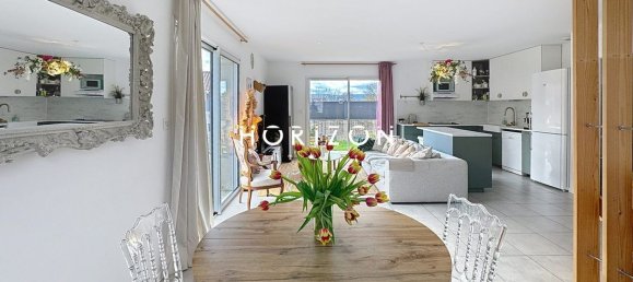 3 bedrooms House in Genouilleux, France No. 203538 4