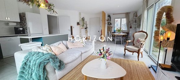 3 bedrooms House in Genouilleux, France No. 203538 3