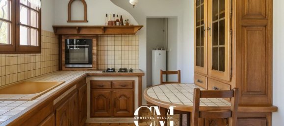 3 bedrooms House in Merignac, France No. 333239 4