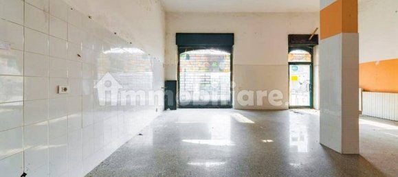  عقار تجاري في Monza, Italy 91متر مربع رقم 312352 2