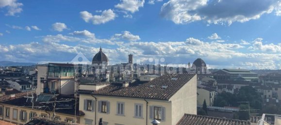 3 غرف نوم بانتهاوس في Florence, Italy رقم 206882 14