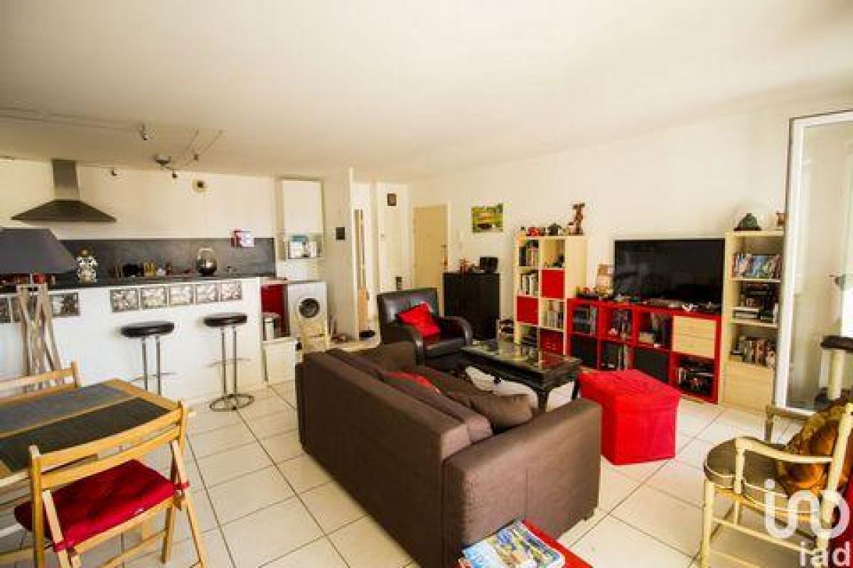 Condominio de 2 dormitorios en Marseille, France No. 9986