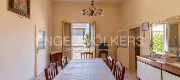 3 bedrooms House in Matino, Italy No. 132683 5