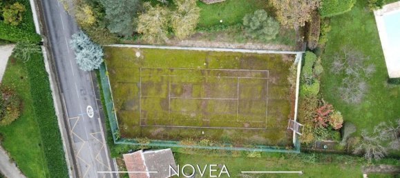 806m² Land in Saint-Didier-au-Mont-d'Or, France No. 243689 2