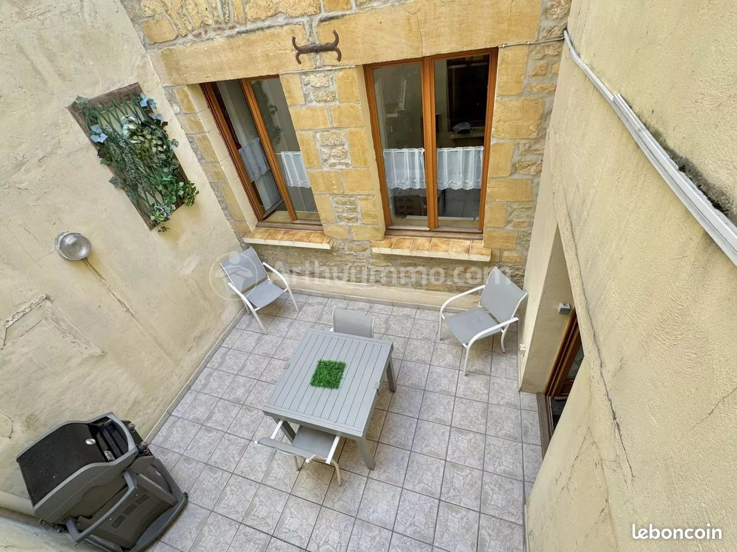 4غرفة تاون هاوس في Sedan, France رقم 247805