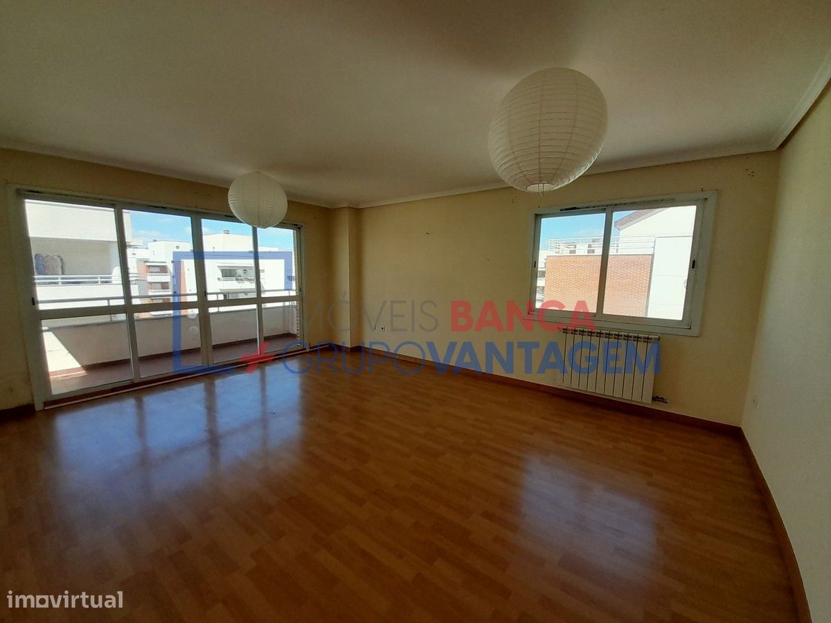 3 Schlafzimmer Wohnung in Moita, Portugal, Nr. 286128
