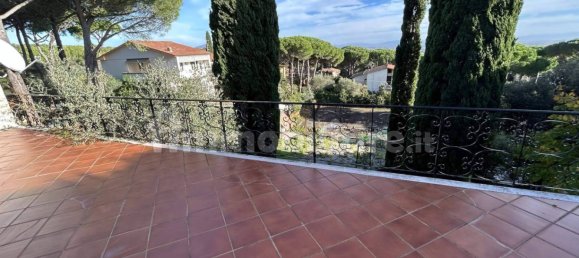 4 bedrooms Villa in Rosignano Marittimo, Italy No. 82127 15